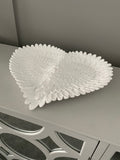 White heart feather plate