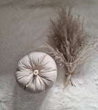 Linen pumpkin in oatmeal